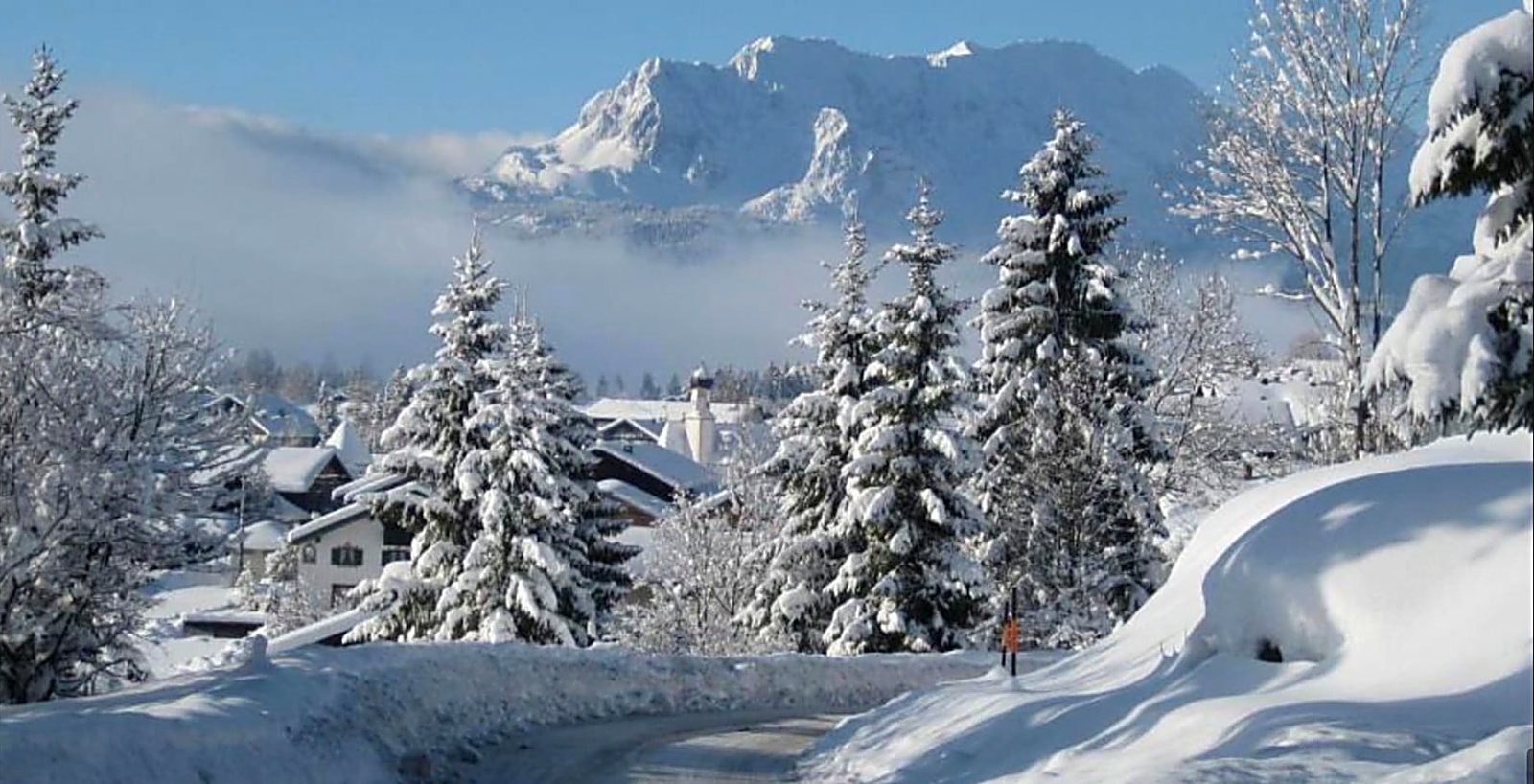 Wallgau im Winter mit Karwendelblick